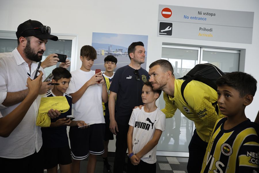 Dzeko açıkladı: 2 yıl önce Beşiktaş'tan teklif aldım 15