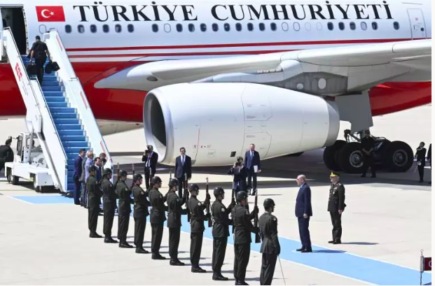 Cumhurbaşkanı Erdoğan Macaristan'da! Dikkat çeken kareler 2