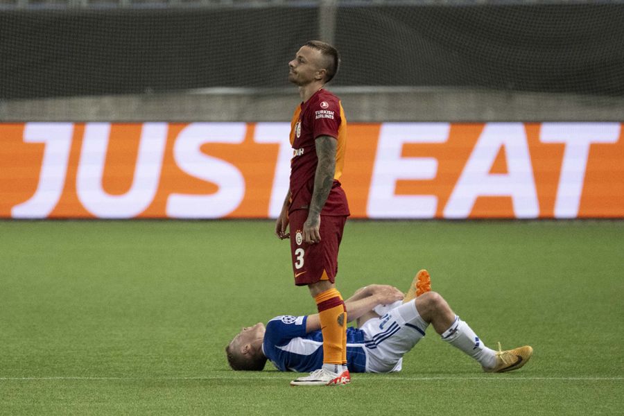 3-2'nin ardından Galatasaray'ın 3 yıldızını topa tuttu: Bunlar resmen fiyasko 9