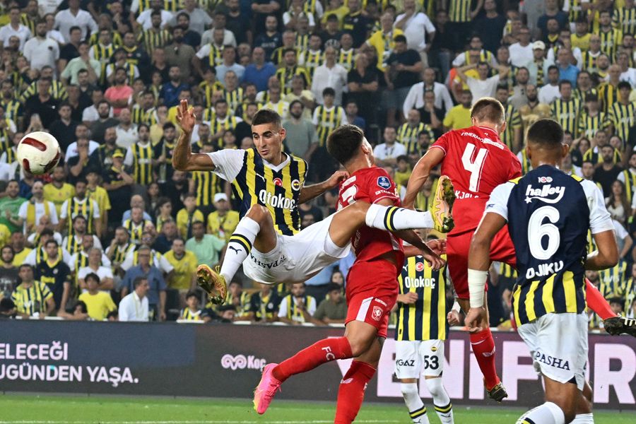 İsmail Kartal ile Okan Buruk'u kara kara düşündüren tehlike! Kriz çıkaracak 2 yıldızı açıkladı 6