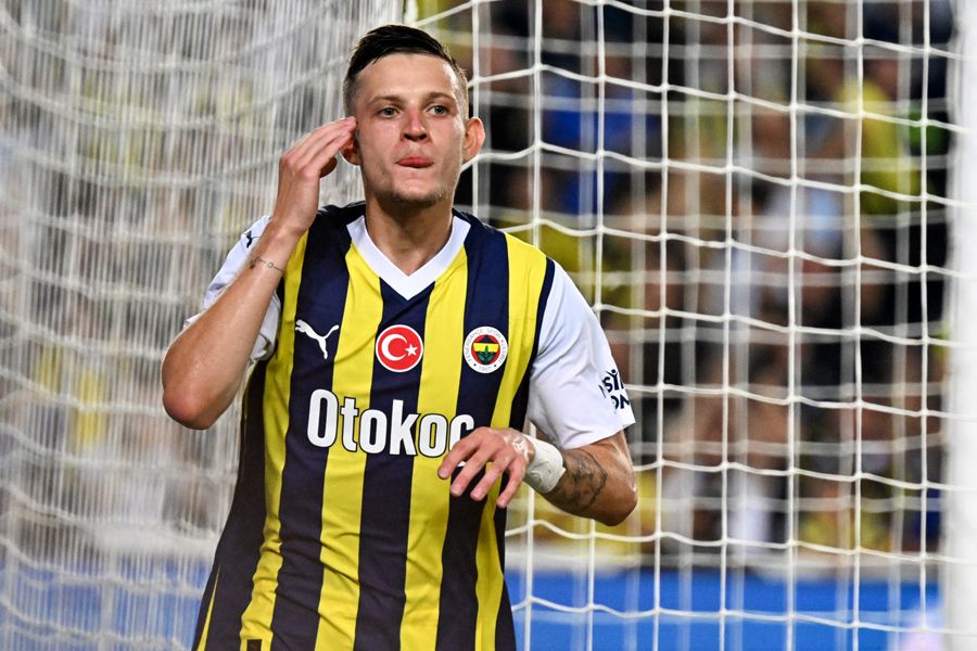 İsmail Kartal ile Okan Buruk'u kara kara düşündüren tehlike! Kriz çıkaracak 2 yıldızı açıkladı 10