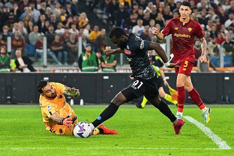 Ali Koç kariyerinde 2 defa kulüpsüz kalan orta sahayı Fenerbahçe'ye getiriyor 9