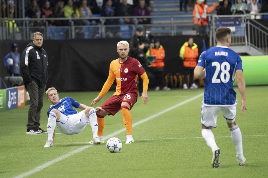 Okan Buruk'un yedek kulübesinden çıkarmadığı 3 futbolcuyu Şenol Güneş'e önerdi: Al bunları şampiyonluğa oyna 4