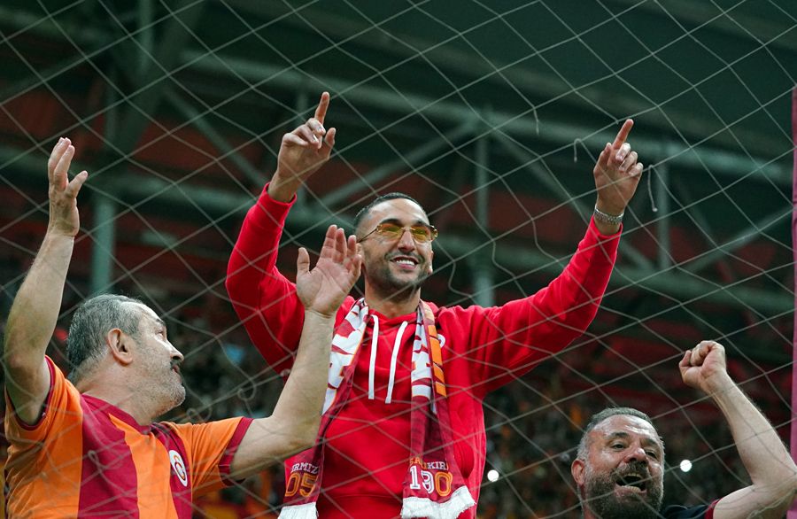 Okan Buruk Talisca için 2 yıldızı feda etti: Sizin maaşlarınız çok yüksek 9