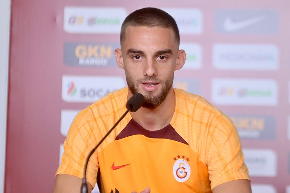 Sabrı taştı soluğu Okan Buruk'un yanında aldı: Taraftar beni istemiyor bırakın beni gideyim 8