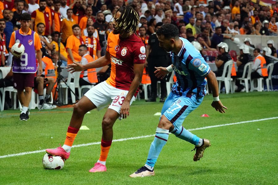 Vallahi billahi Nelsson ile Abdülkerim Bardakcı Şampiyonlar Ligi stoperi değildi Galatasaray'ın yeni transferi hayırlı olsun 8