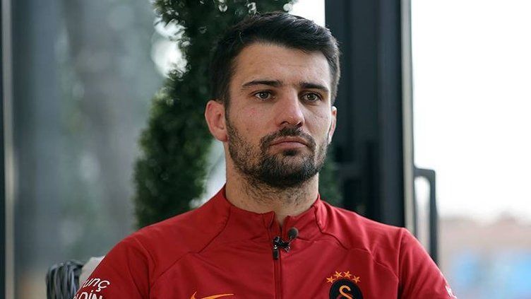 Okan Buruk Bülent Korkmaz'ın prensini istedi! İşte Galatasaray'ın peşine düştüğü yerli sağ bek 5