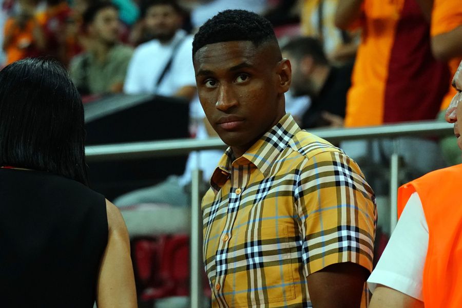 Galatasaray'a 180 bin euro'luk orta saha! Verratti, Ndombele, Dominguez hepsini unutun 9