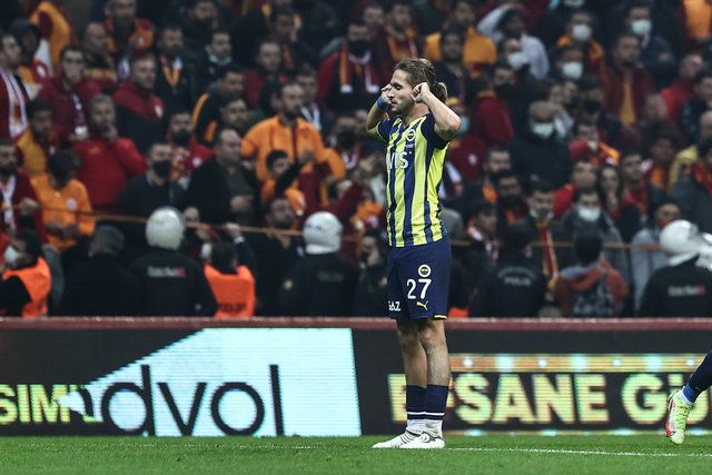 Vitor Pereira getirdi Ali Koç 3,5 milyon euro'ya gönderdi! Fenerbahçe'den 55 M.€'luk satış 8