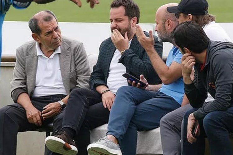 Okan Buruk, Erden Timur ve Ayhan Akman gece 03:00'e kadar toplantı yaptı 8 numara transferi ortaya çıktı 13