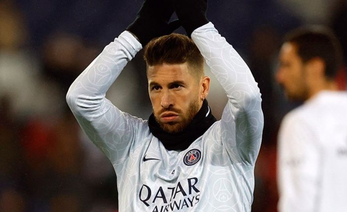 Okan Buruk, Erden Timur ve Ayhan Akman gece 03:00'e kadar toplantı yaptı 8 numara transferi ortaya çıktı 4