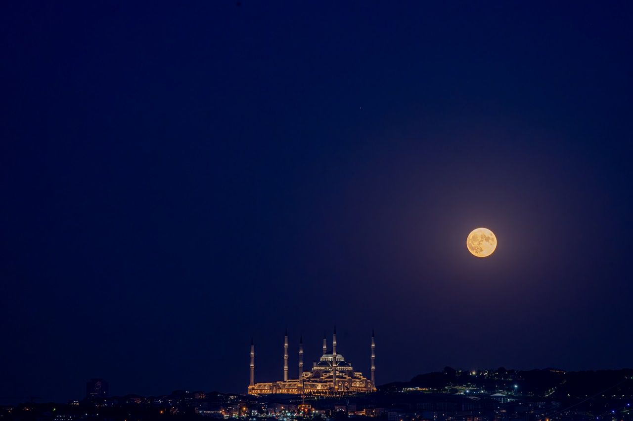 İstanbul'da Süper Ay manzaraları! Gören bir daha baktı 9