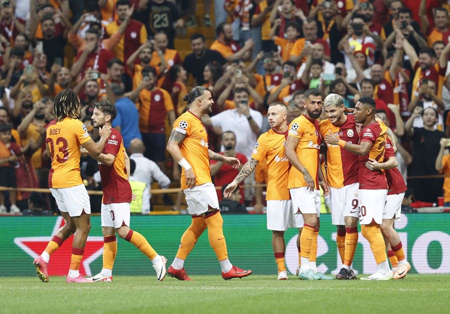 Manchster United çıktı Bayern Münih çıktı deyip gruptan çıkamazsa Okan Buruk'u gönderirler 3