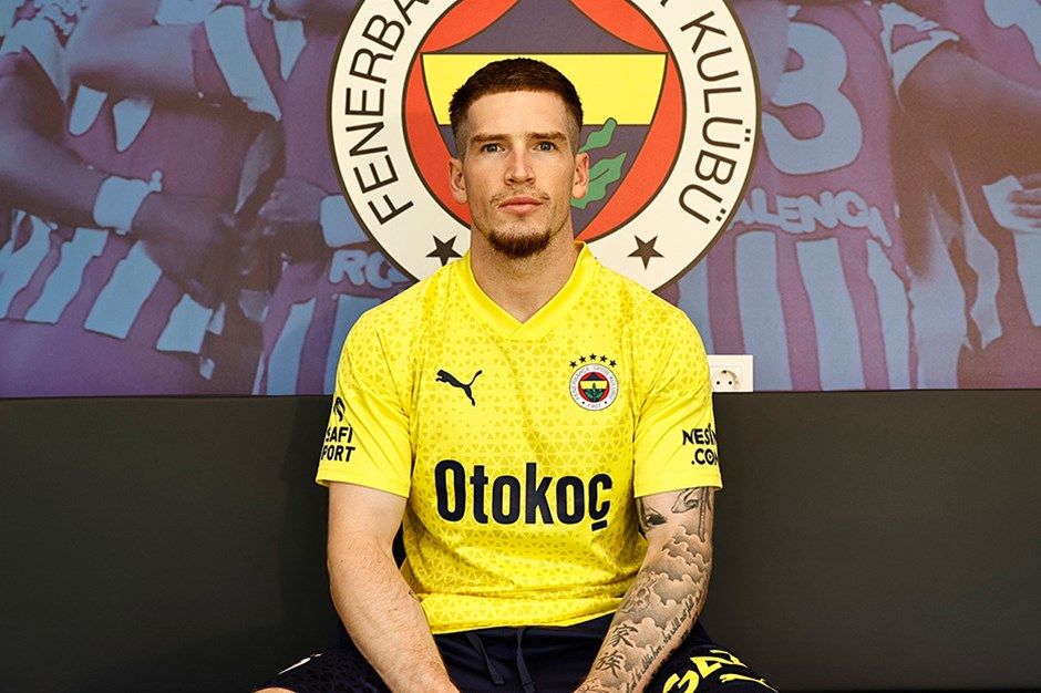 Ali Koç İsmail Kartal'a sormadan transfer yaptı yıldız futbolcu kadro dışı kaldı 4