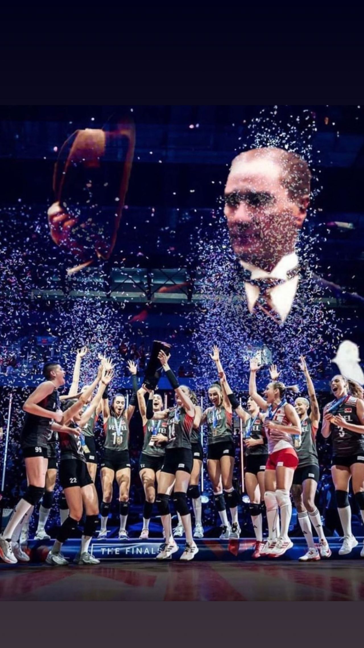 Ünlülerden Avrupa şampiyonu olan A Milli Kadın Voleybol Takımı'na tebrik mesajları! 8
