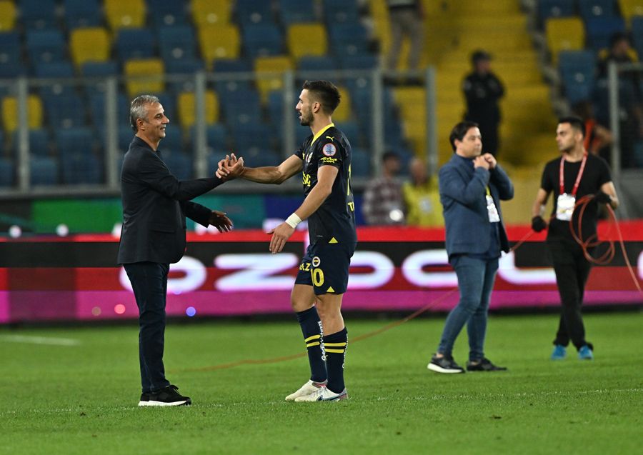 Sadece İsmail Kartal'a değil Ali Koç'a, Stefan Kuntz'a hepsine mesaj yolladı: Mecbur çağıracaksınız 7