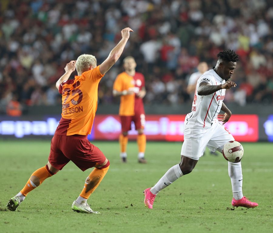 Dursun Özbek Davinson Sanchez ve Ndombele'yle anlaşmaya vardı Ali Koç'a bir de transfer çalımı attı 11