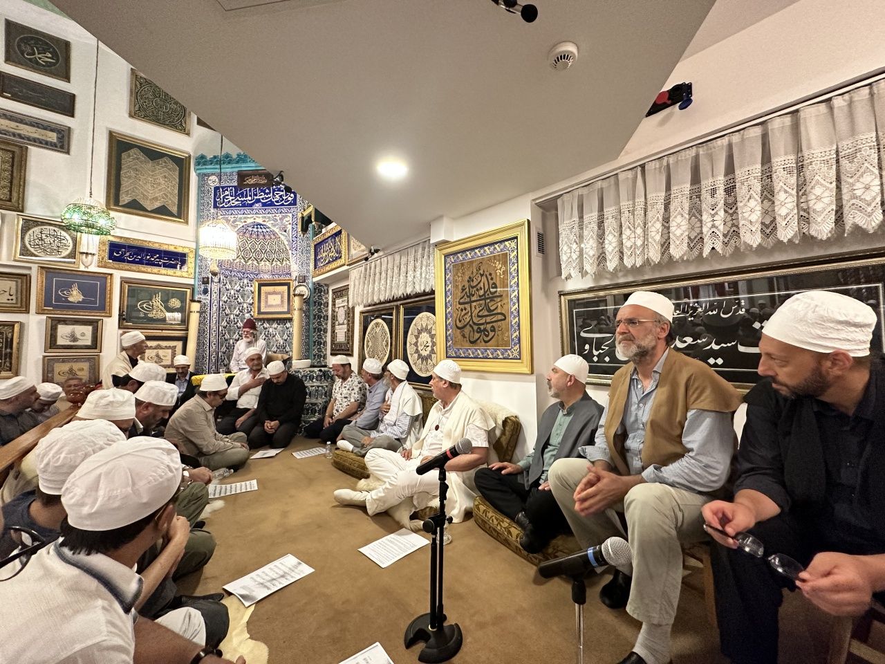 Tam bir yıl önce ebedi aleme göçen Ömer Tuğrul İnançer dualar ve muhabbetle yad edildi 5