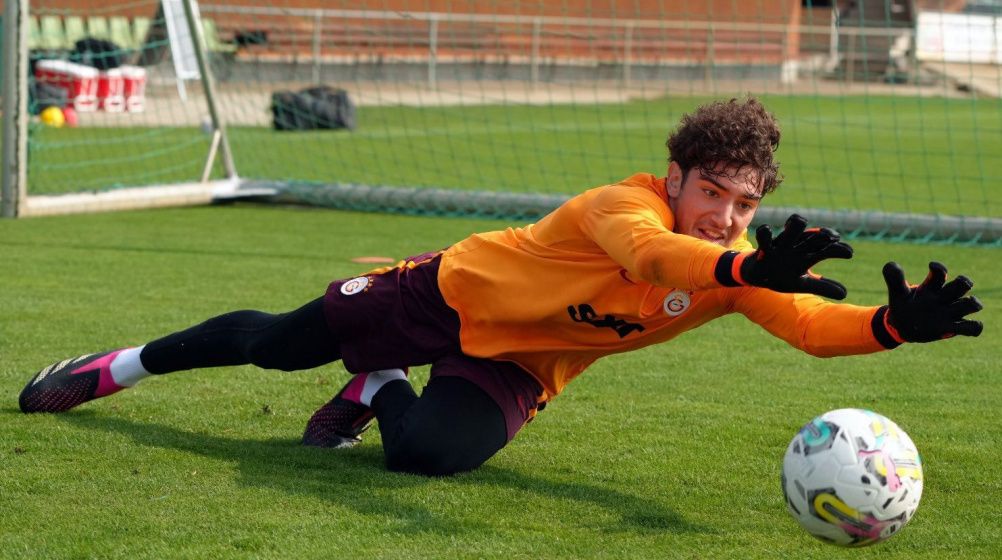 Okan Buruk 'yılın transfer çalımını' Şampiyonlar Ligi kadrosuna dahil etmedi buna en çok Ahmet Nur Çebi sevindi! 5
