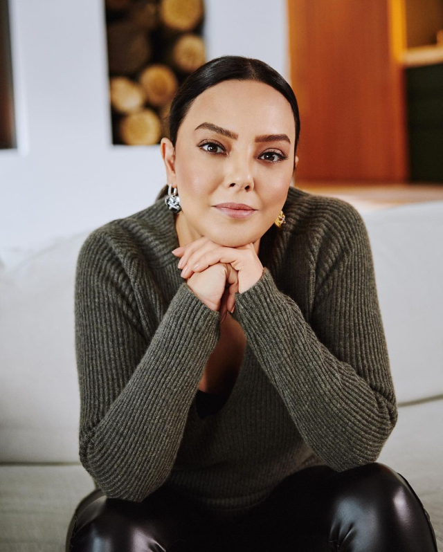 Ebru Gündeş'ten dikkat çeken ödül töreni açıklaması! ''Aday gösterilmem uygun değil'' 2