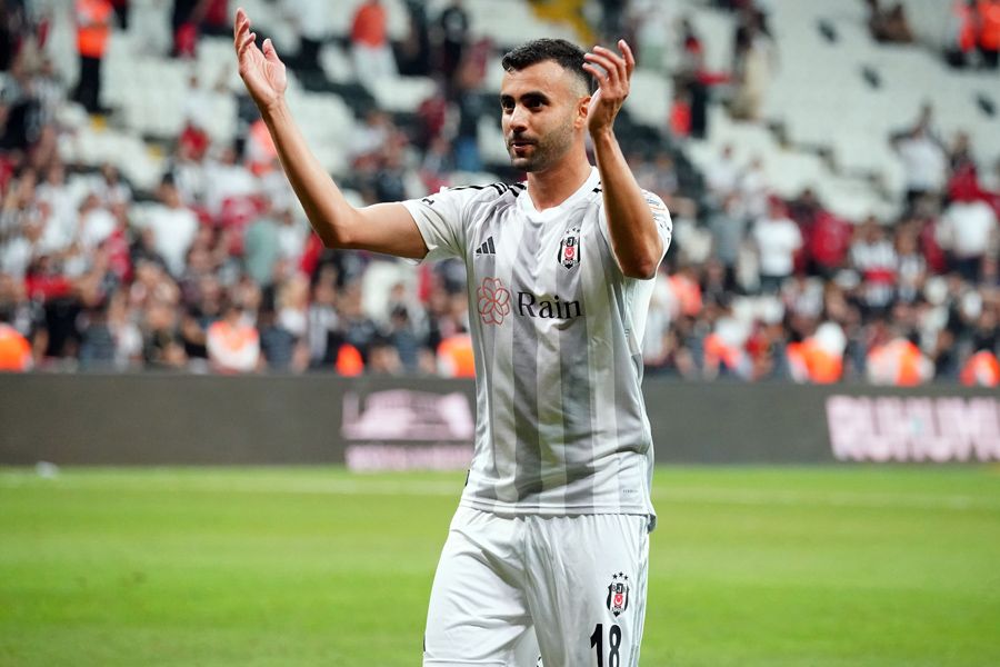 Ahmet Nur Çebi ve Şenol Güneş'i istifaya götürecek 2 ayrılık! Aboubakar'ın yarısı kadar almıyorlar 4