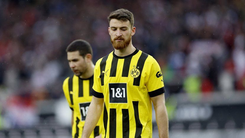 Okan Buruk Emre Belözoğlu'nun gitmesini bekliyormuş! Galatasaray'dan sürpriz transfer 10