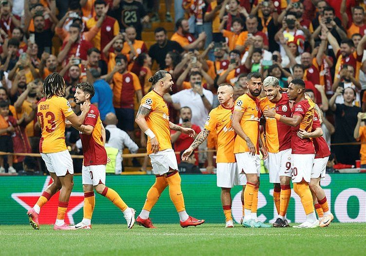 Dursun Özbek Çağdaş Atan'ın oyun planını, sistemini allak bullak etti! Süper Lig'de 2023'ün takası 15