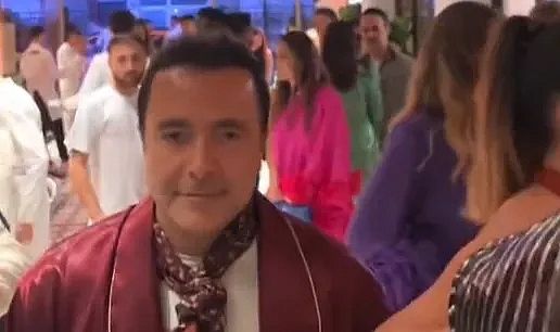 Ahmet Nur Çebi de Şenol Güneş de iyi ki ondan kurtulmuş! İğrenç, karaktersizin tekiydi 7