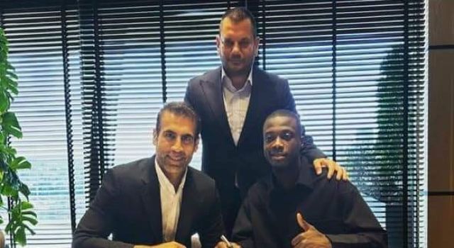 Bailly ve Chamberlain'den Ahmet Nur Çebi'ye 10 numara jesti 2