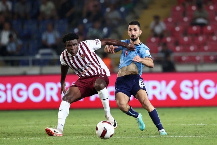 Ali Koç Merve Çetin'in özel tezahürat yaptığı yıldızı transfer ediyor! 21