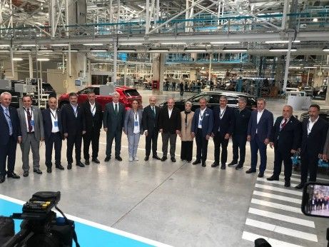 CHP'li vekiller Togg fabrikasını gezdi: Hayran kaldılar 5