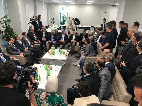 CHP'li vekiller Togg fabrikasını gezdi: Hayran kaldılar 6