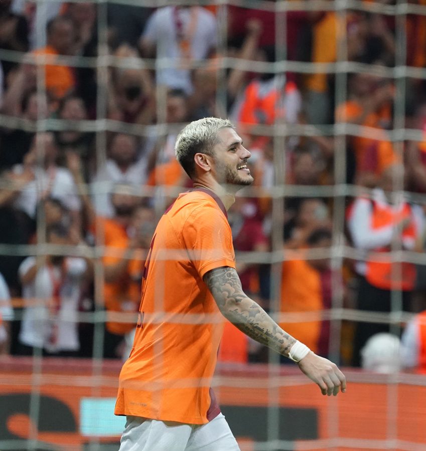 Okan Buruk Sarri belasıyla uğraşıyor! Hem Vecino'yu yâr etmedi hem de Galatasaray'ın yıldızını istedi 7