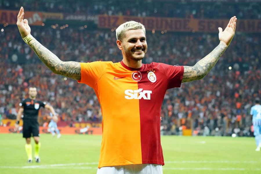 Okan Buruk Sarri belasıyla uğraşıyor! Hem Vecino'yu yâr etmedi hem de Galatasaray'ın yıldızını istedi 8