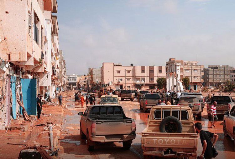Libya'da sel felaketi: 3 bin kişi öldü, 7 bin kişi kayıp! MSB: İlk uçak bölgeye hareket etti 13
