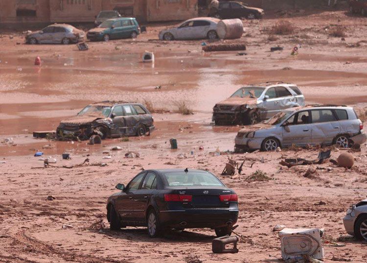 Libya'da sel felaketi: 3 bin kişi öldü, 7 bin kişi kayıp! MSB: İlk uçak bölgeye hareket etti 14