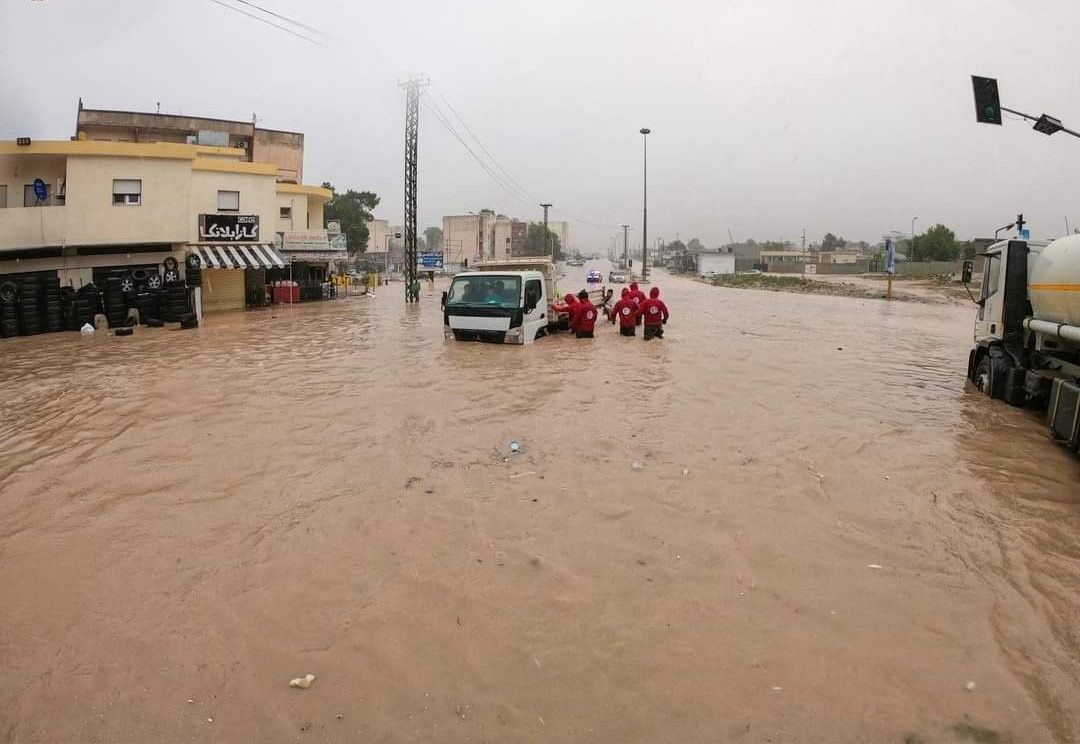 Libya'da sel felaketi: 3 bin kişi öldü, 7 bin kişi kayıp! MSB: İlk uçak bölgeye hareket etti 2