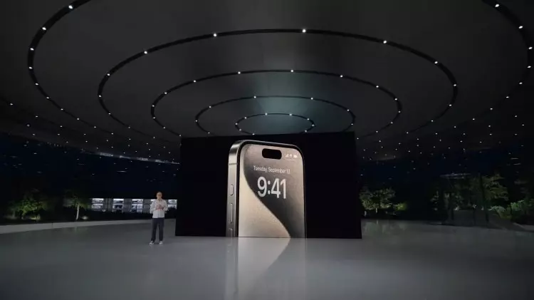 Apple, iPhone 15 serisini resmen tanıttı! İşte Türkiye fiyatı... 17