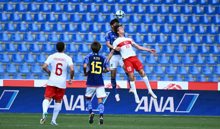 Okan Buruk Stefan Kuntz'un yanına gönderdi yıldız futbolcu milli takımı bırakıp Florya'ya geldi! 12