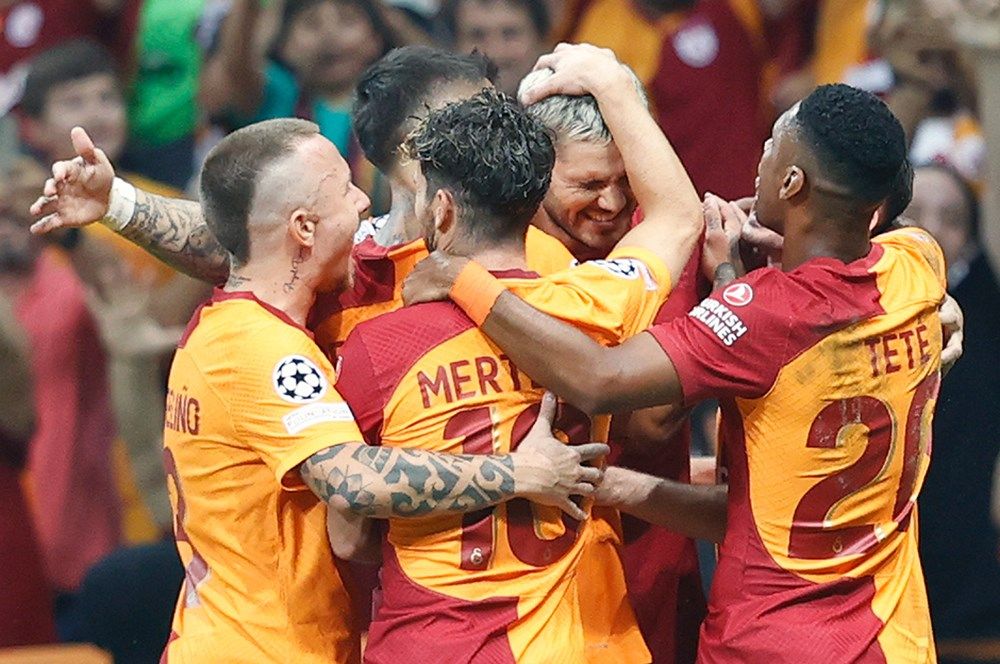 IFFHS ateşe benzini döktü! İlk 20'de sadece tek Türk ekibi var 14