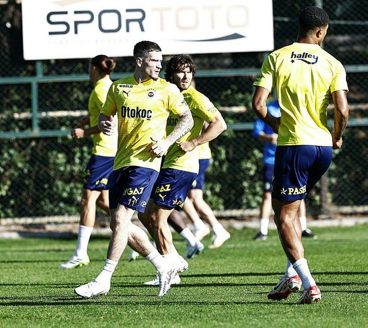 Ali Koç iki wonderkid'ini Adem Ljajic'in yanına gönderdi 4