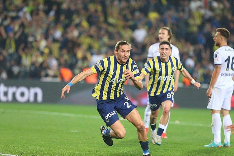 Ali Koç iki wonderkid'ini Adem Ljajic'in yanına gönderdi 9