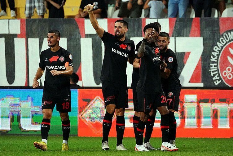 Fatih Terim'i 3 ayda çileden çıkaran 27 milyon euro'luk yıldızı Stanojevic kaptı 13