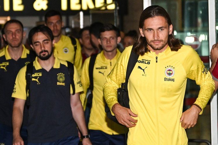 Aziz Yıldırım'ın İsmail Kartal'a yaptığının aynısını dün de Ali Koç yaptı! Tepki çeken son 19