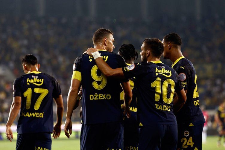 Aziz Yıldırım'ın İsmail Kartal'a yaptığının aynısını dün de Ali Koç yaptı! Tepki çeken son 7