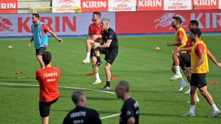 Hakan Çalhanoğlu, Uğurcan Çakır ve Cengiz Ünder'den Stefan Kuntz'a operasyon! 6
