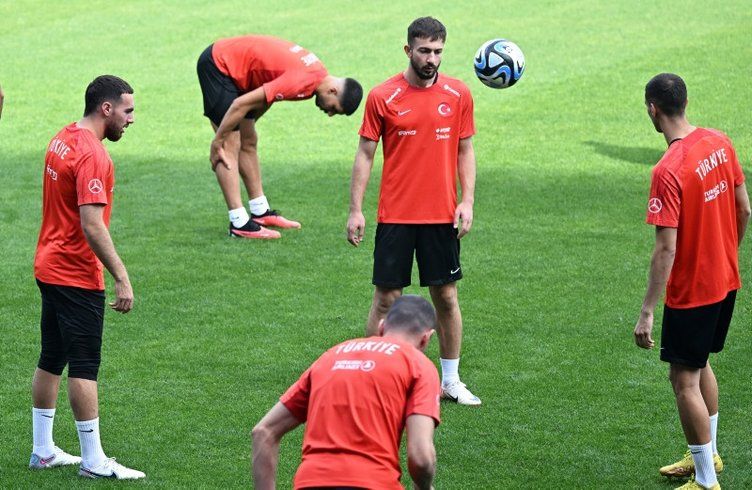 Hakan Çalhanoğlu, Uğurcan Çakır ve Cengiz Ünder'den Stefan Kuntz'a operasyon! 7