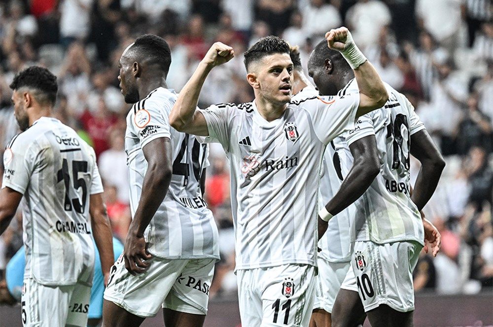 4 büyüklerin transfer raporu! İşte atılan tüm imzalar... 1