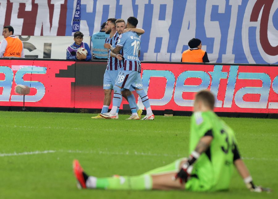 Şenol Güneş Fatih Terim'in 1 yıl peşinden koştuğu yıldız karşısında perişan oldu 15