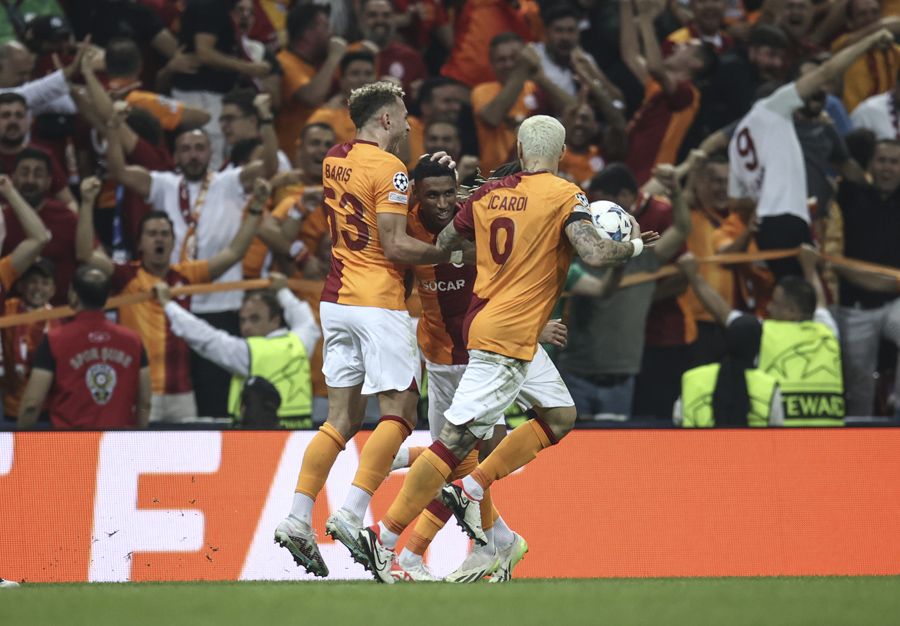 Okan Buruk affetmedi! Yıldız futbolcuya bundan böyle ilk 11 yasak 5